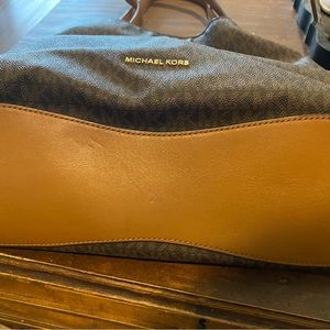 Michael Kira like new bag